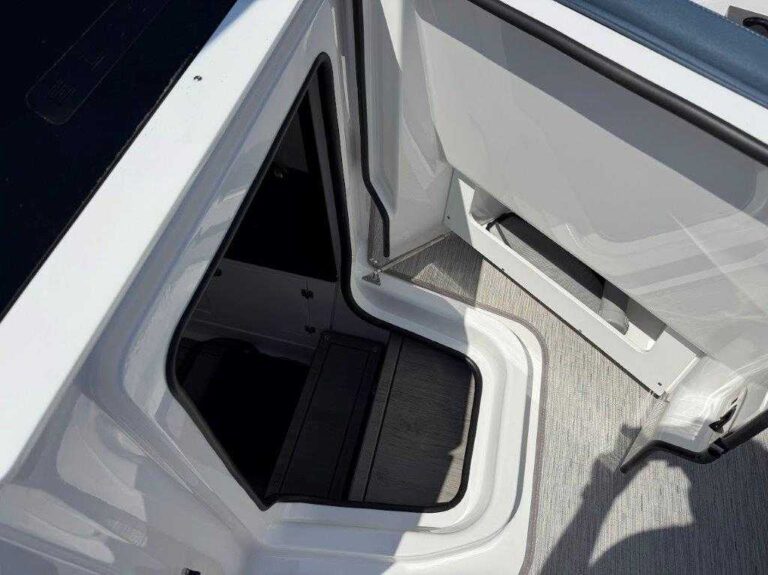 2026 Monterey Elite 27 - Mercury 400 V10!! US-RGFEB182F526 [photo 19]